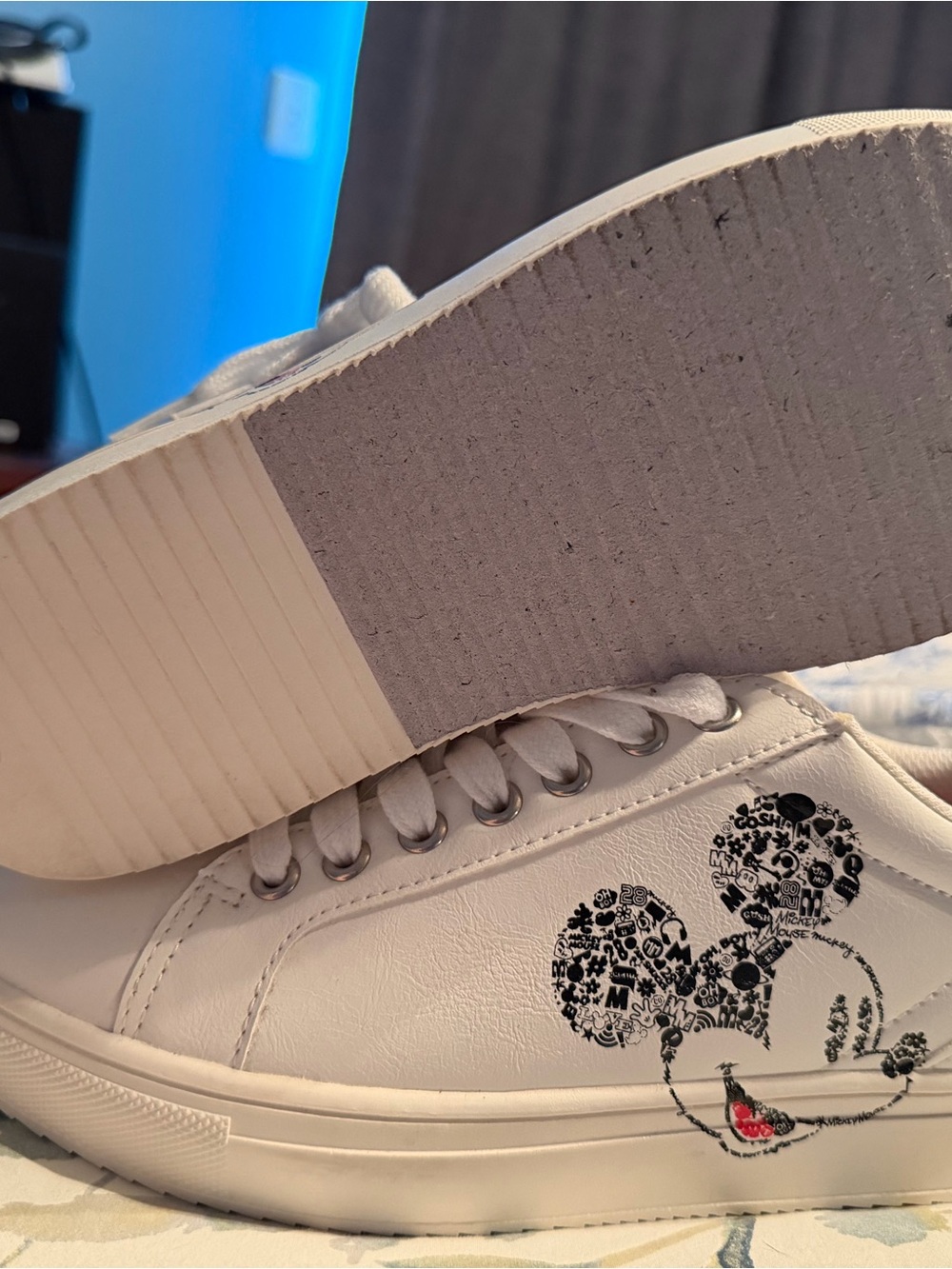Disney Mickey Mouse Graphic Low-Top Lace-Up Sneakers. NWT - Picture 5 of 8